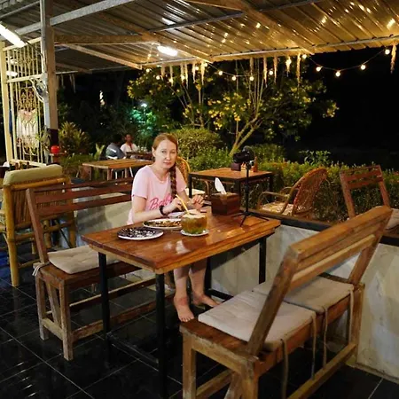 Koh Mook Bamboo Bungalows Esterno foto