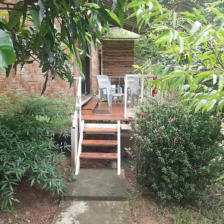 Koh Mook Bamboo Bungalows Esterno foto